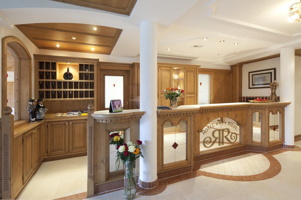 Hotel Riedl Im Zillertal Stumm Buitenkant foto